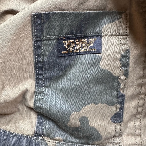 Civilianaire Green Camo “Officer Zip Vest” Men’s Size Large New With Tags! - Picture 7 of 10